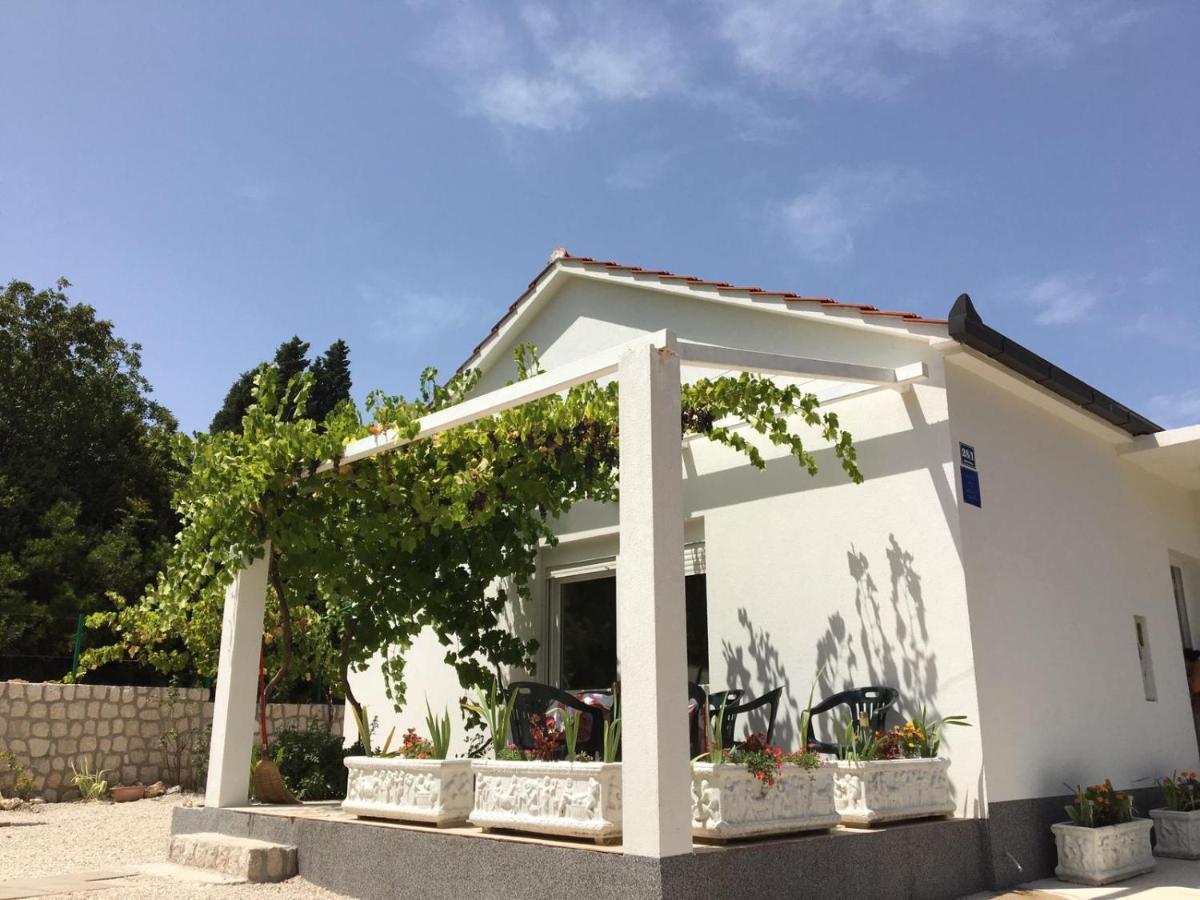 Kuca Za Odmor Bebic, Kremena Βίλα Klek Εξωτερικό φωτογραφία